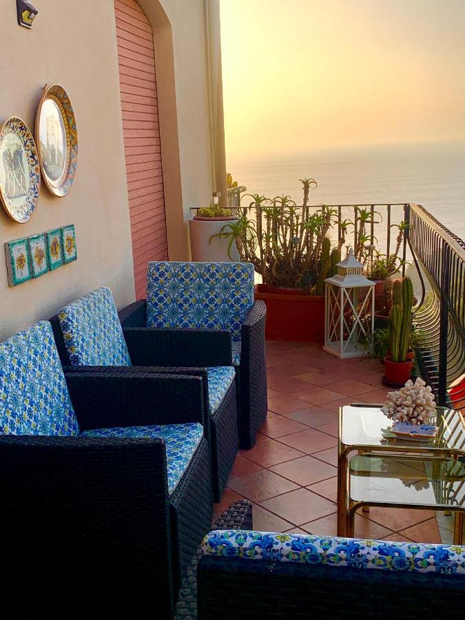 Sun Sky Sea Suite Taormina Exterior photo