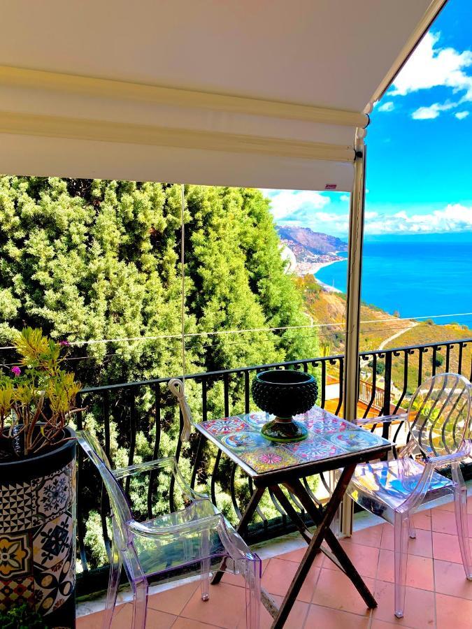 Sun Sky Sea Suite Taormina Exterior photo