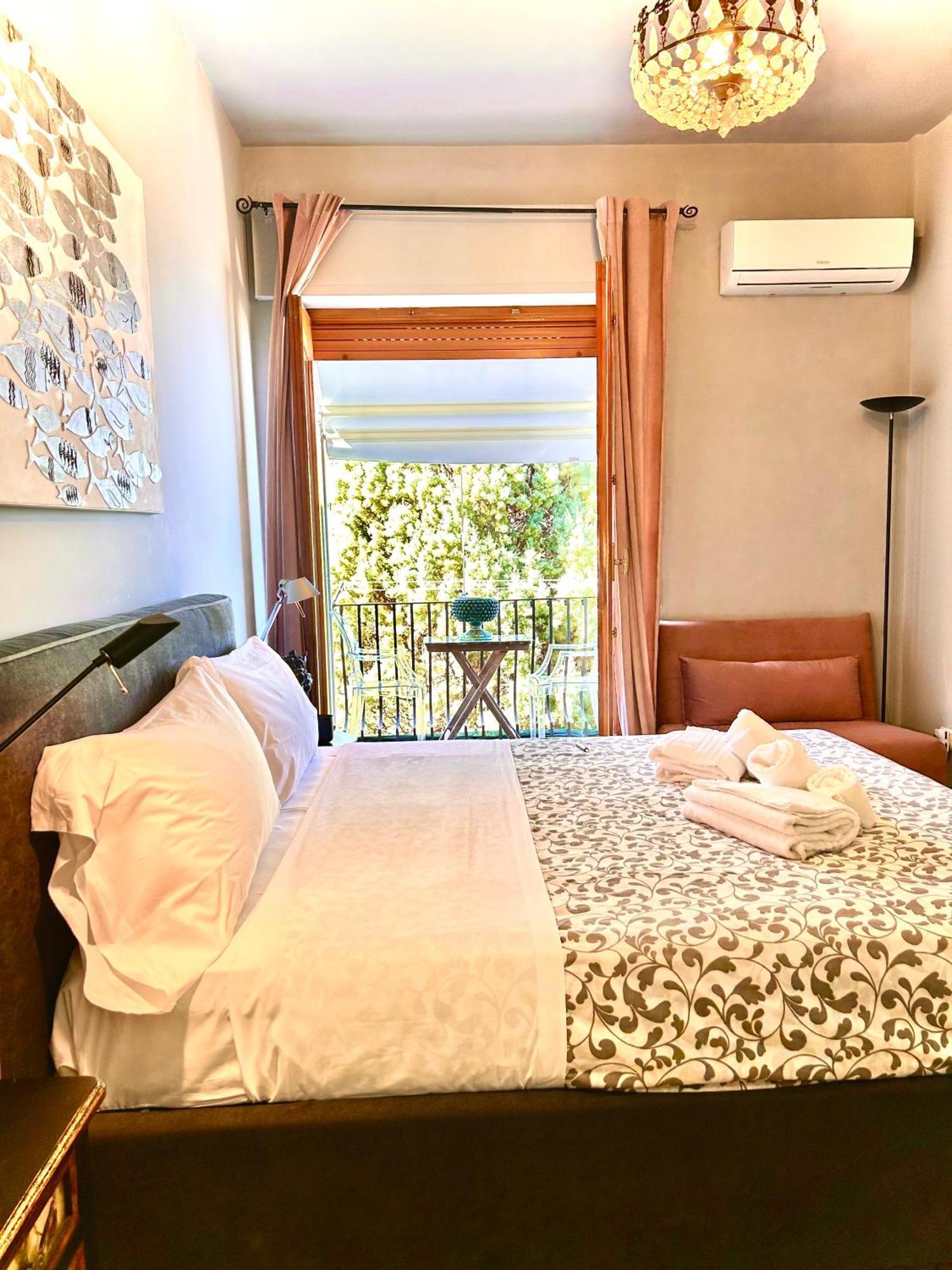 Sun Sky Sea Suite Taormina Exterior photo